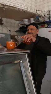 آبمیوه آقایی