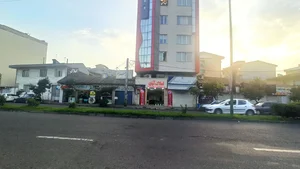 مشاور املاک آبان 5