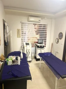 مطب پزشکی زیبایی دکتر نرجس قربانی 2