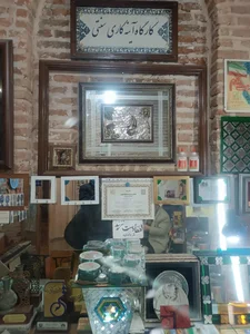 آموزشگاه آینه کاری سنتی رضا گلدوز