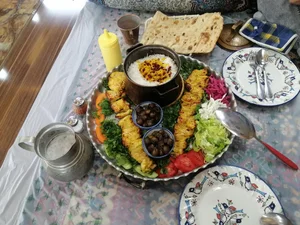 رستوران نازخاتون 2