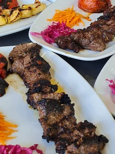 باغ رستوران مهدی داداشی