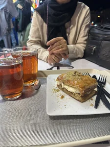 باقلوا و کنوفه کریم اوغلو