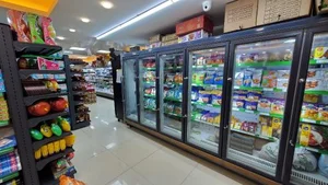 فروشگاه بزرگ سادات شعبه دشتستان 2