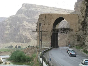 پل ساسانی شهر پل دختر