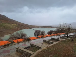 چشمه زنه