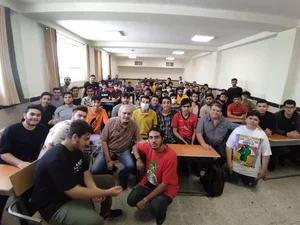 دبیرستان دولتی پسرانه شهید باقری 4