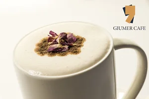 Giumer Cafe / کافه گیومه