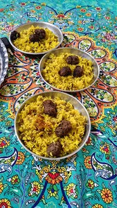 کافه رستوران لبخند لاهیجان