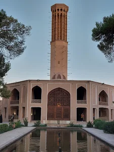بوستان هویزه