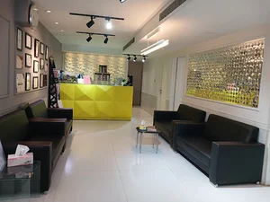 دندانپزشکی دکتر میلاد عشقی