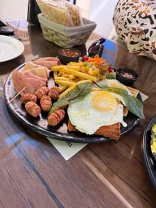Bianco café qazvin 2