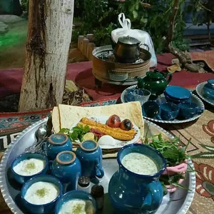 بومگردی و رستوران سنتی ننه خاتونن