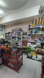 مینی مارکت آریا 4