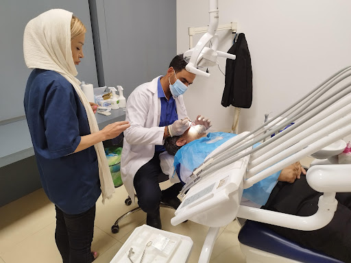 دندان پزشکی دکتر آرشام عطایی پور