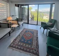 آپارتمان چهار طبقه قربانی