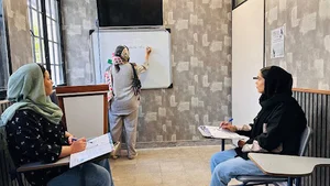 آموزشگاه زبان بِستاک