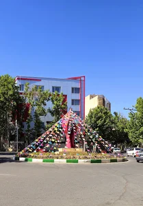 میدان استقلال