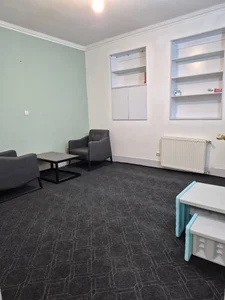 مرکز کاردرمانی و گفتاردرمانی آیتوان 2