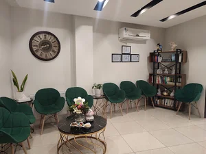 کلینیک سلامت روان رامشکده (مرکز مشاوره، رواندرمانی و روانپزشکی)