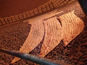 نانوایی سنگک جلوانی