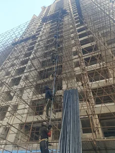 داربست فلزی برج سفید