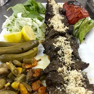 باغ رستوران خان عمو