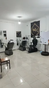 آموزشگاه آرایشگری و پیرایش مردانه اُکسین