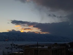 بام کرند غرب