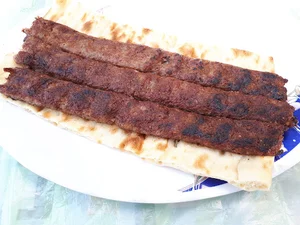 کبابی روشنفکر تاسیس۱۳۳۵