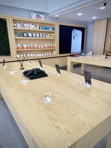 فروشگاه اپل استور 2