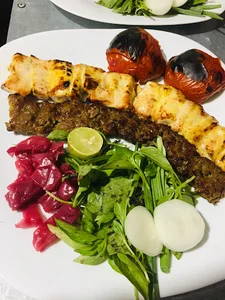 غذای اصیل مامان‌پز