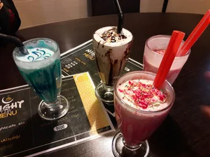 کافه شب