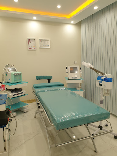 مرکز زیبایی طراوت