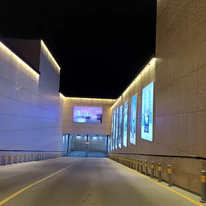 ورودی پارکینگ