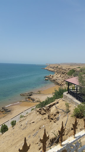 بوستان سنگی لیپار.