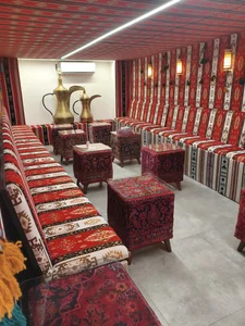 مضیف علمدار