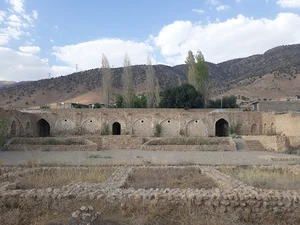 کاروانسرای دهدز