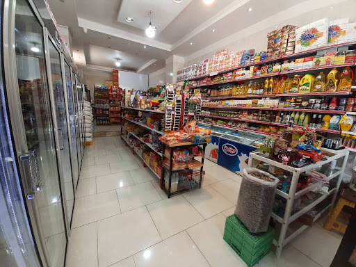 سوپر مارکت لیدر مارکت