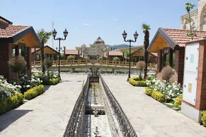 گروه ساختمانی روحی