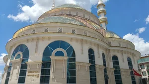 Güneşevler Cami