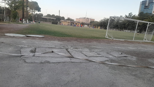 زمين چمن مخابرات باشگاه آریانا