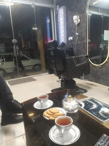 آرایشگاه مردانه علی یونیک 4