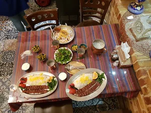 رستوران سنتی آلاک