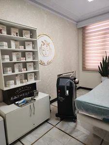 کلینیک زیبایی لاغری، لیزر موهای زائد تخت طاووس