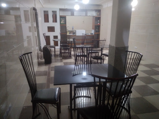 m کافه