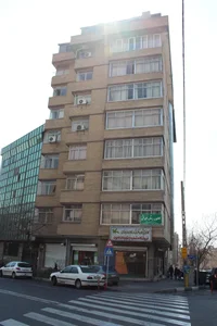 کتابفروشی کانون زبان 2