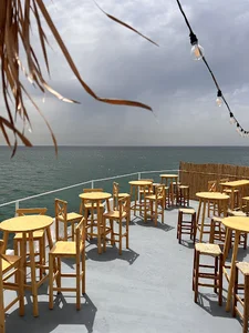 d Beach & Resto