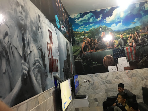 کافه گیم هنرمند