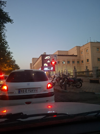 پارکینگ بازار حکیم